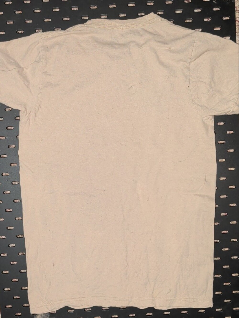 Hello Kitty x Gundam Kids Tee - Cream with Black & Red - Picture 3 of 3